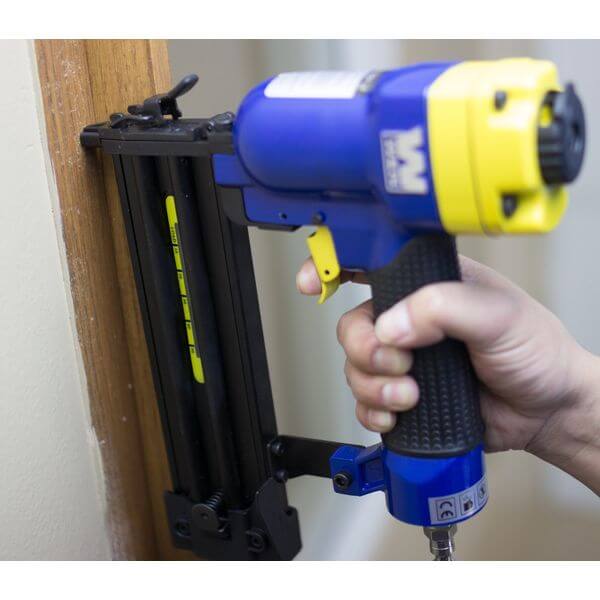 6 Best Cordless Nailers & Staplers of 2020 Mr. DIY Guy